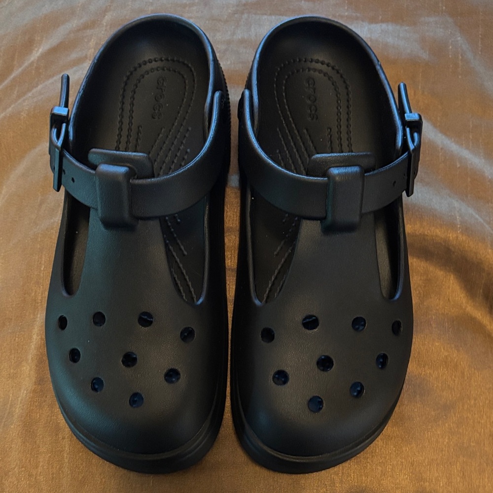 CROCS Black Buckle Sandals
